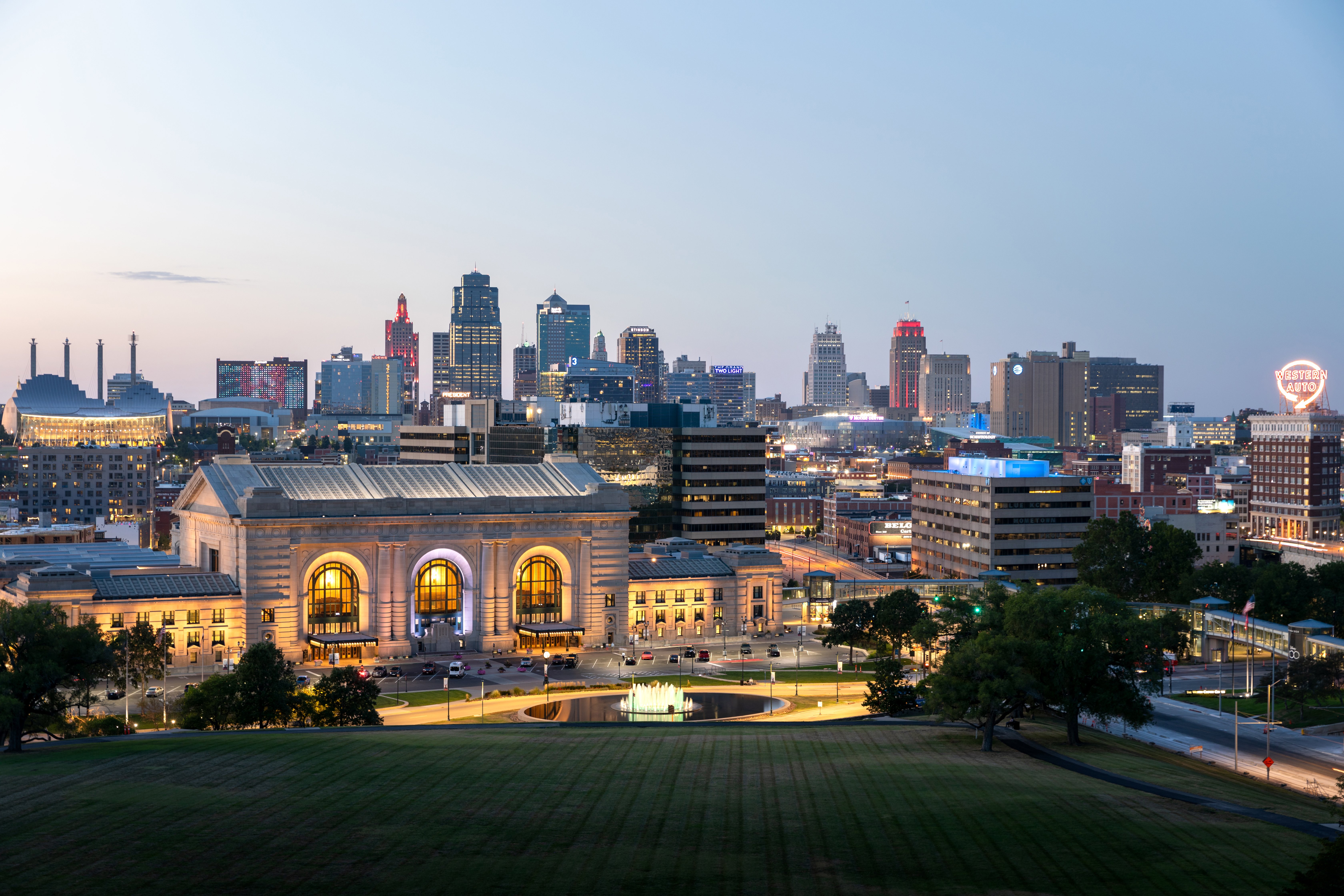 Kansas City Skyline - Michael Edwards