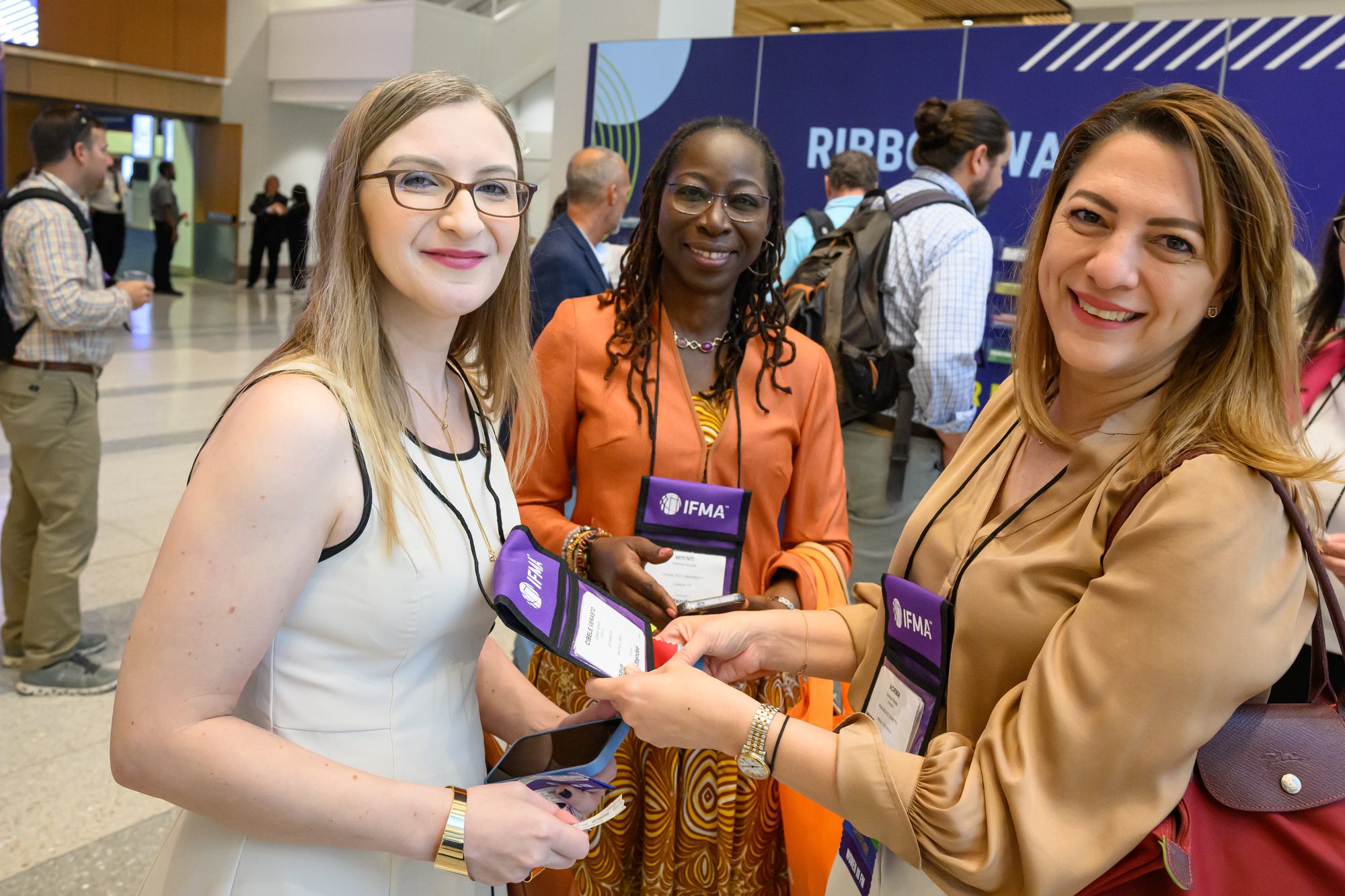 IFMA25-3300 IFMA25-3300